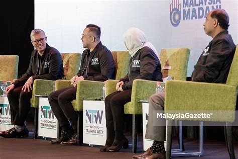 tiktok bakat pekpek|Empat menteri kongsi pentas berdiskusi peranan bakat, tenaga .